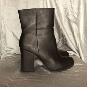 Ankle boots